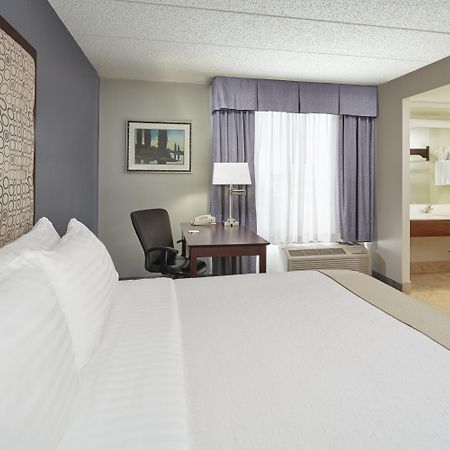 Holiday Inn & Suites Chicago-Carol Stream Wheaton By Ihg Eksteriør bilde