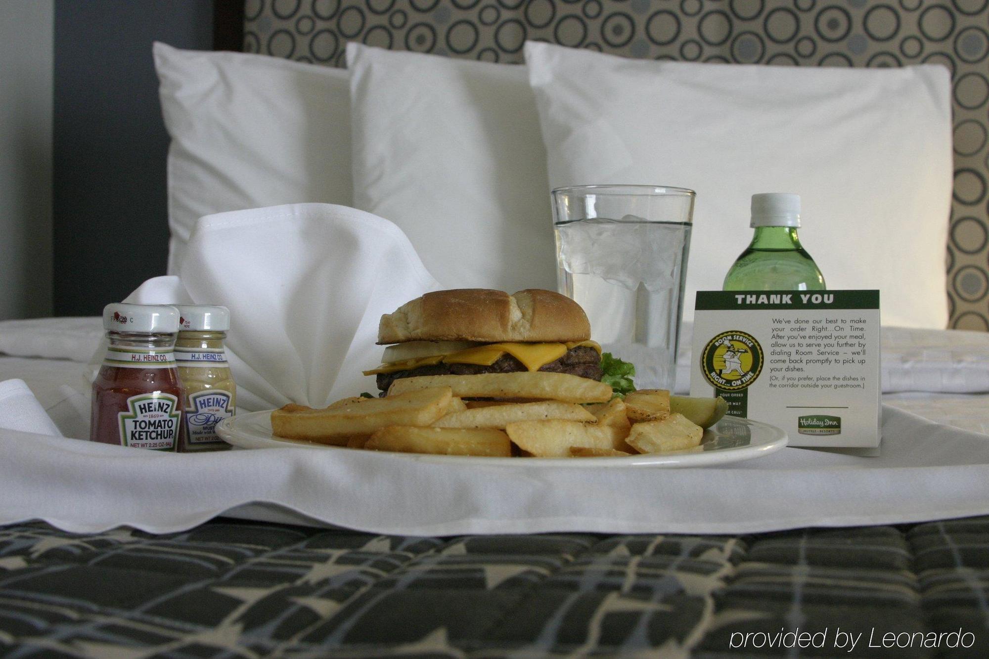 Holiday Inn & Suites Chicago-Carol Stream Wheaton By Ihg Rom bilde